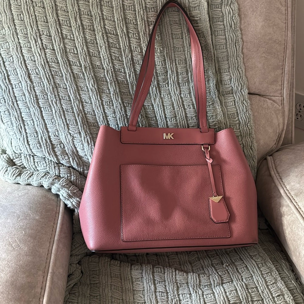 Michael kors purse
